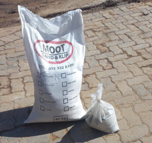 40 kg River Sand with 5kg Cement